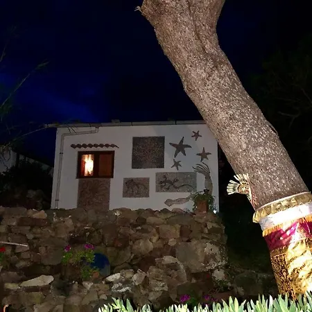 La Casetta Dei Mosaici Сasa de vacaciones Capraia